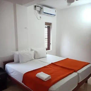 https://grace-mary-residency-nedumbassery.hotels-munnar.com